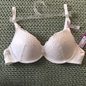 Ambrielle Kiss Front Push-up Bra